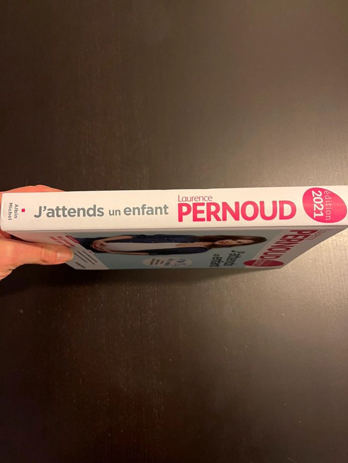 Livre J’attends un enfant - photo numéro 3