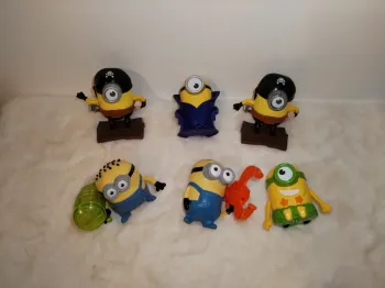 Lot figurines Les Minions
