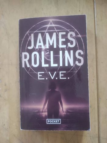 E.V.E. James Rollins Pocket 2022