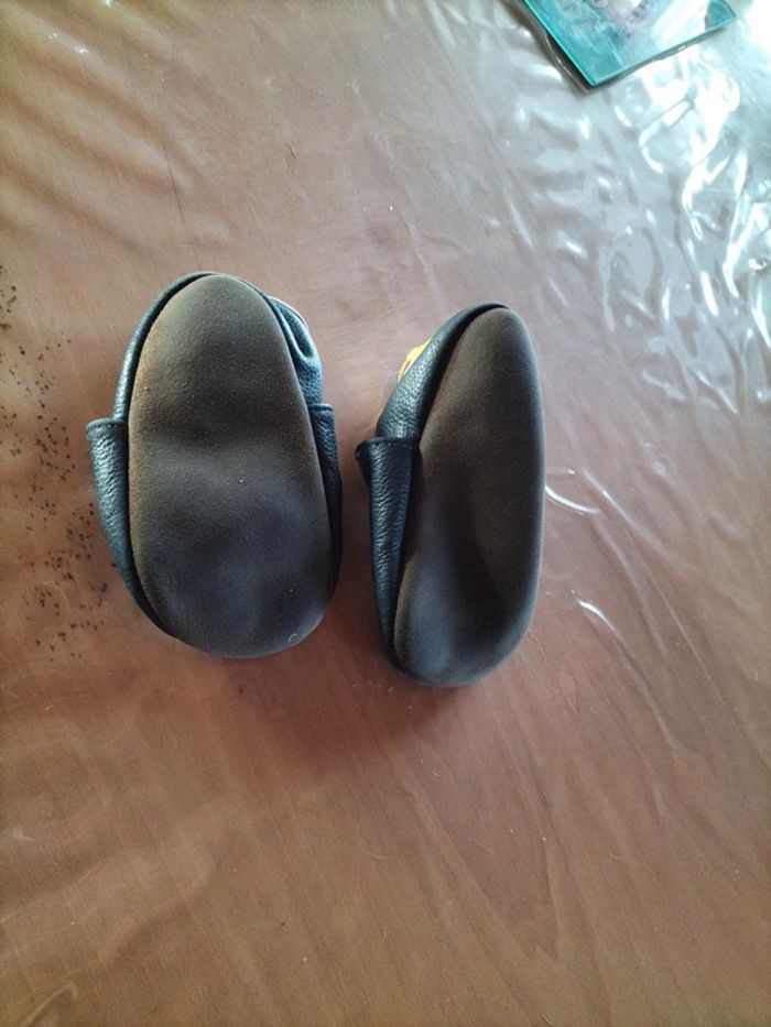 Chaussons dinosaure - photo numéro 3