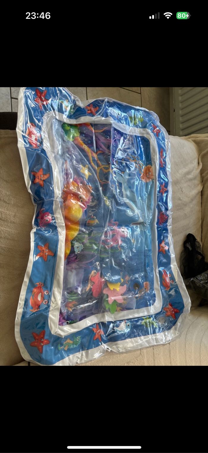 Jeu éveil eau bébé