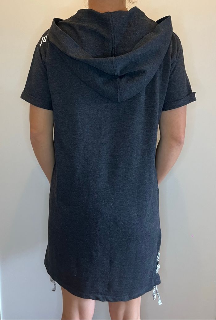 Robe à capuche - photo numéro 3