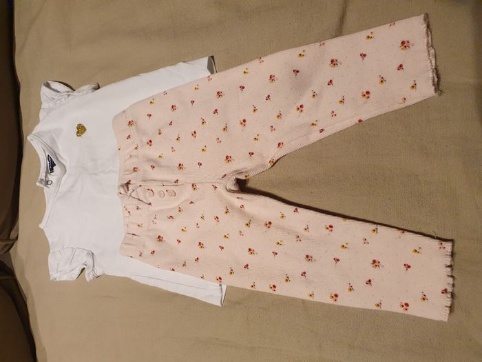Lot vêtements 12 mois - photo numéro 2