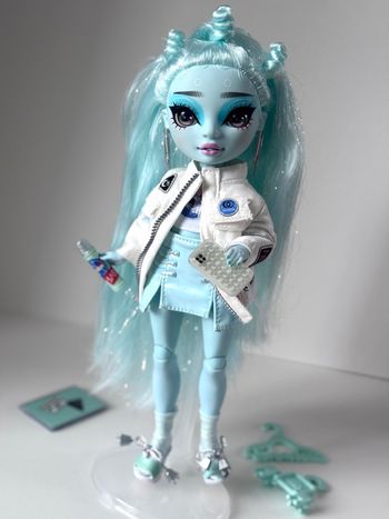 Zoey Rainbow High Shadow High