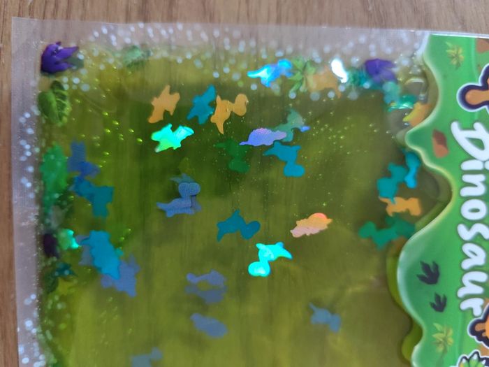 Slime dinosaure avec sequins - photo numéro 2
