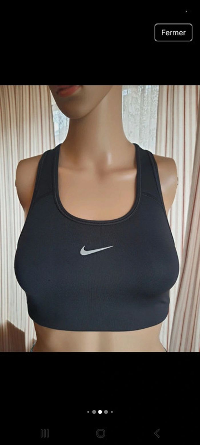Brassière de sport Nike noire taille XS dry fit - photo numéro 6