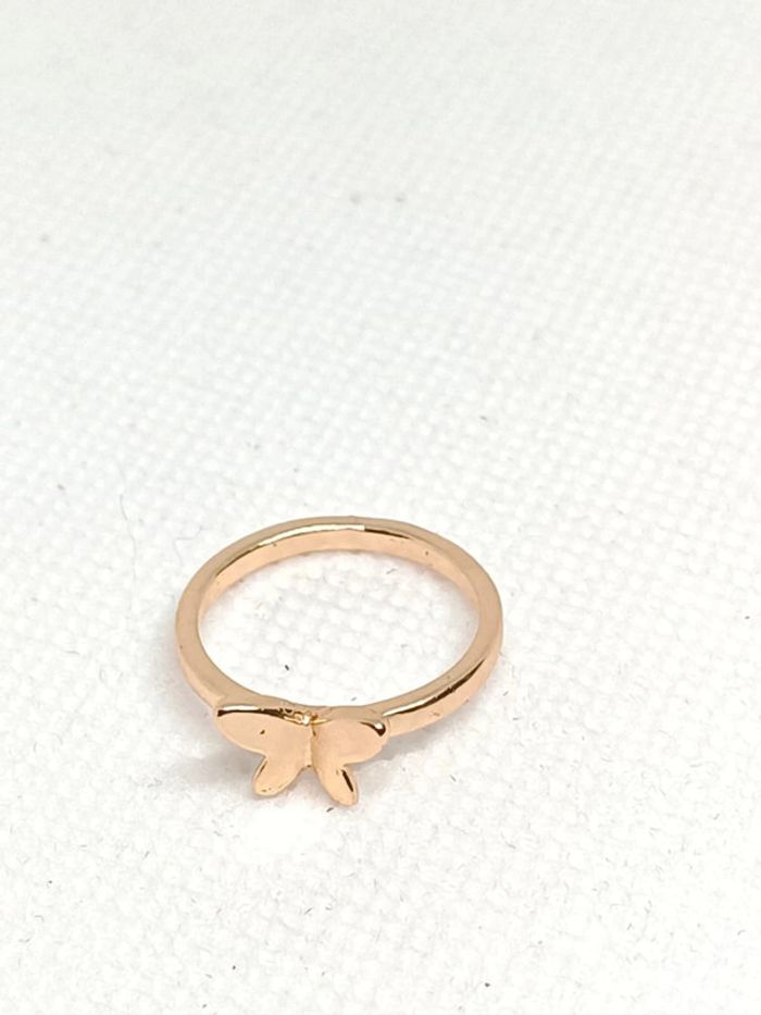 Bague dorée papillon - photo numéro 2