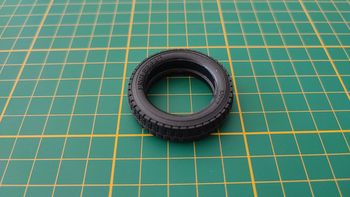 Pneu seul pièce détachée miniature Ferrari 250 testa rossa 1957 Burago Bburago 1/18 #B59