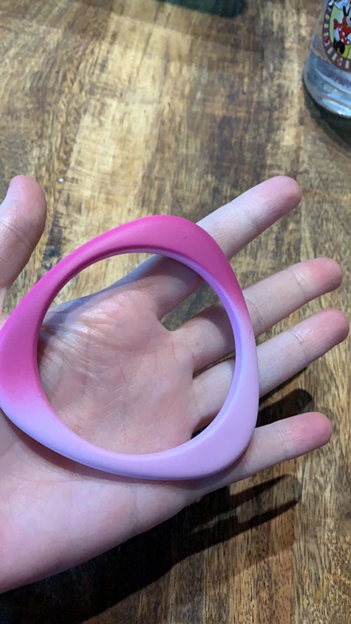 Bracelet rigide rose - photo numéro 4