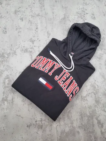 Crop top à capuche Tommy Jeans noir – Taille M Femme (mesures en photos)