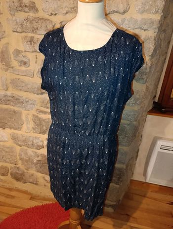 Robe School Rag taille 2 soit 40/42 en très bon état