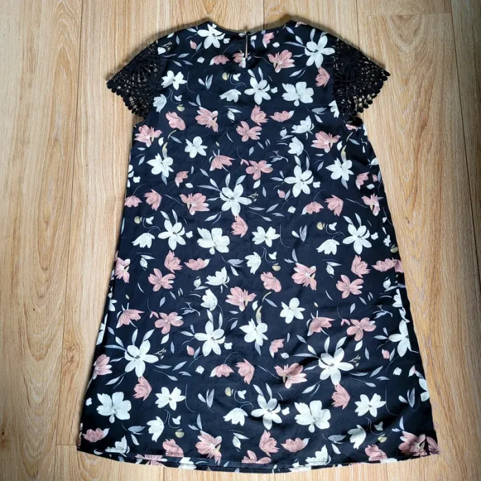 Robe fleurie shein taille 36 - photo numéro 3