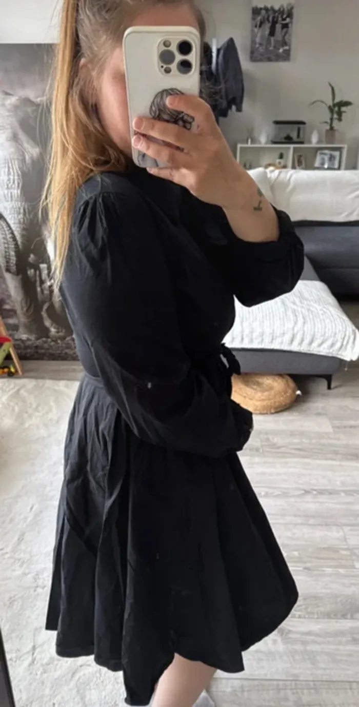 👗 Robe noir - effet chemise - taille unique - neuf sans étiquette - new collection - photo numéro 13