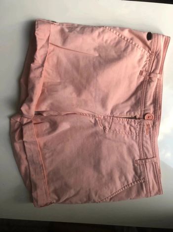Superbe short saumon taille 36 ripcurl très bon état