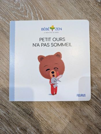 Livre Petit ours n'a pas sommeil  