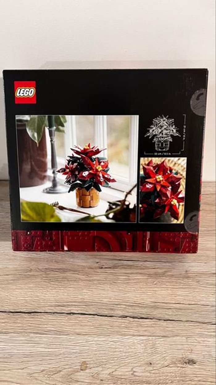Lego 10370 pointsettia - photo numéro 2