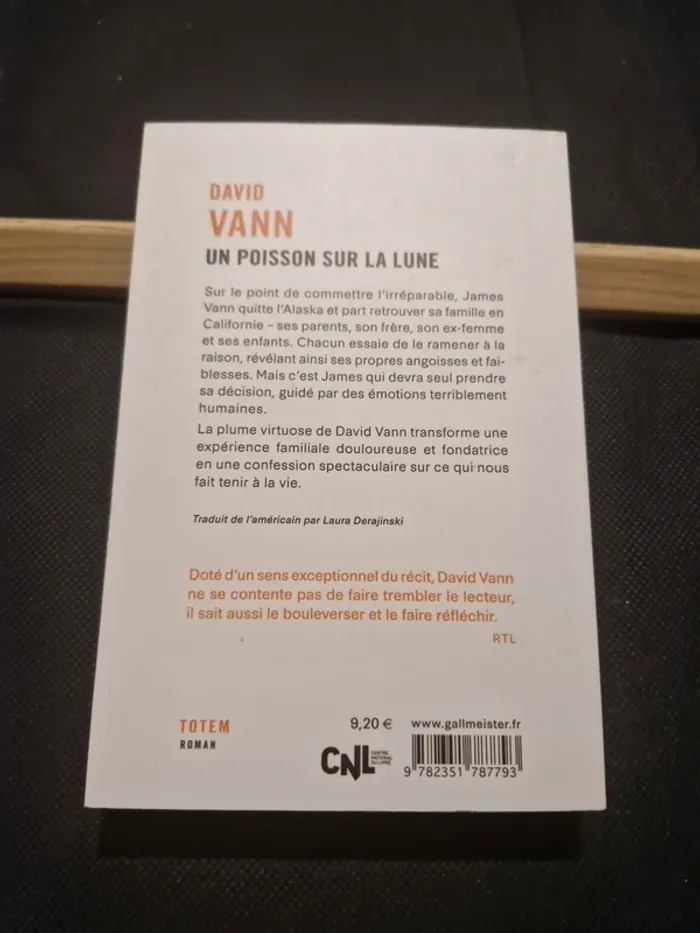 Un poisson sur la lune - David Vann - photo numéro 5