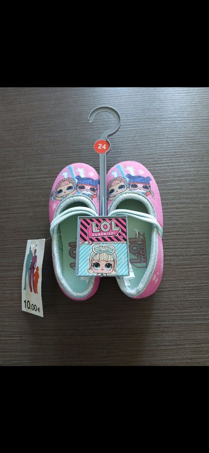 Chaussons fille LOL surprise 24
