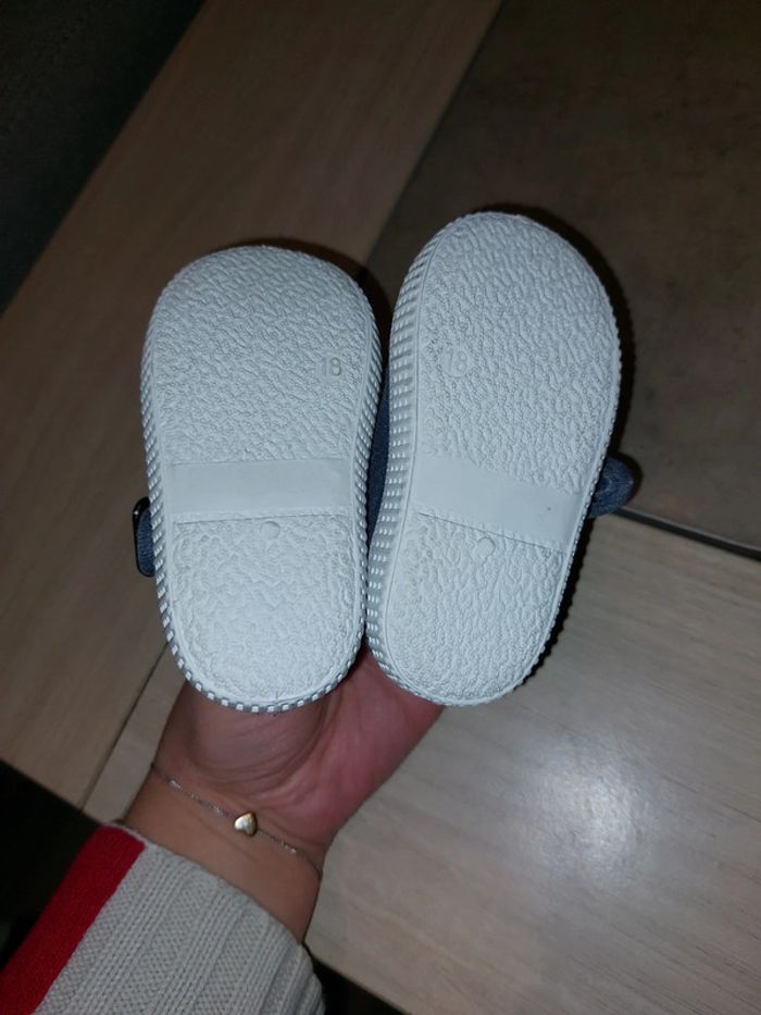 Chaussures neuves / Pat et Ripaton / 18 - photo numéro 4