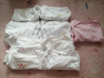 Lot de 11 bodies manche longue