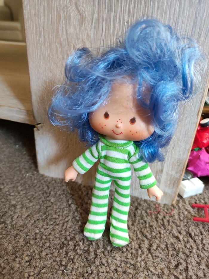 poupée charlotte aux fraises