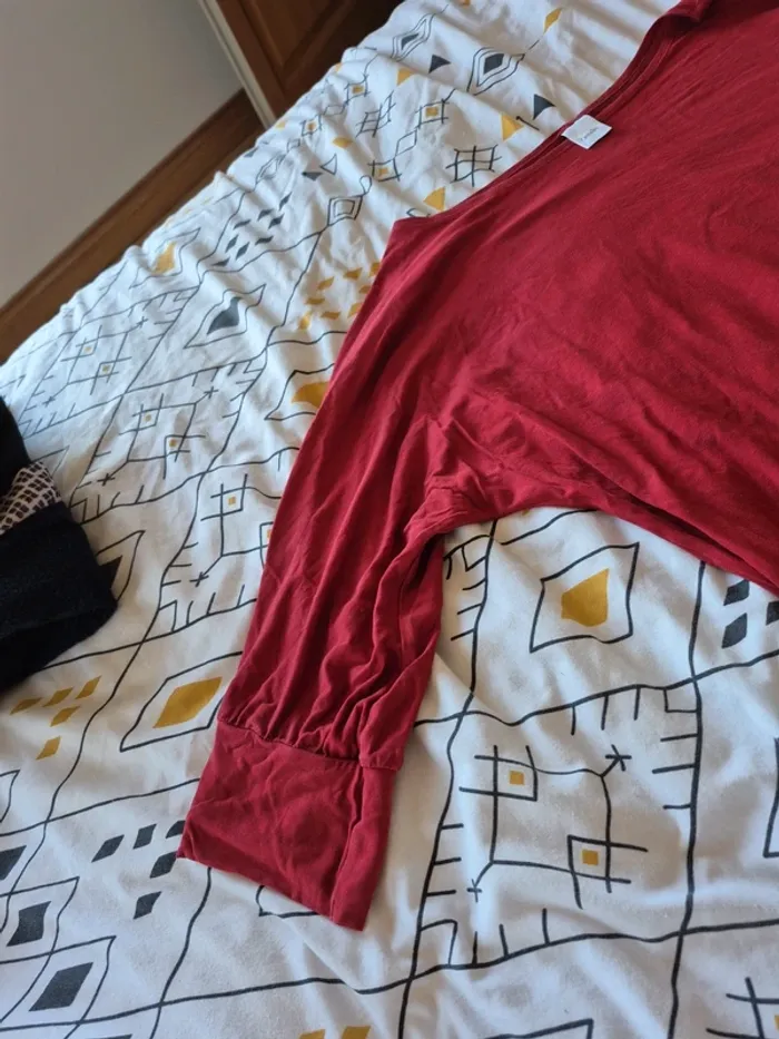 Tee shirt rouge - photo numéro 5