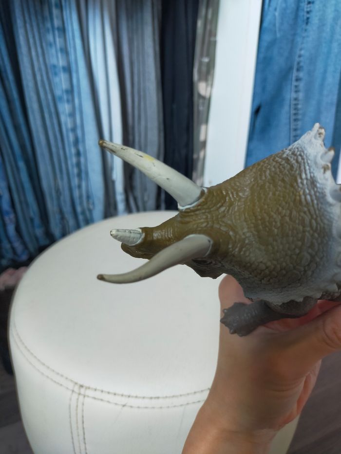 Dinosaure sonore Jurassic park Jurassic word - photo numéro 5