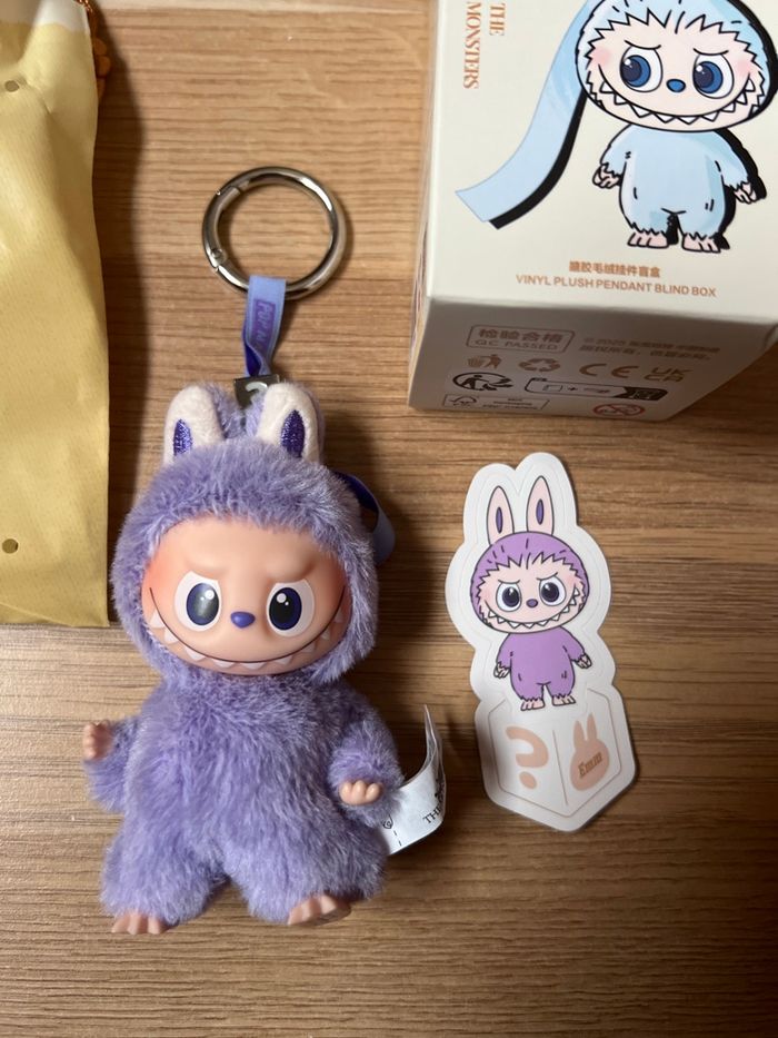 Labubu Pin for Love ? - photo numéro 2