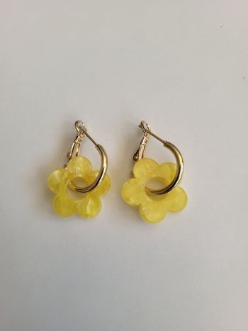 Boucles d'oreilles fleurs jaunes