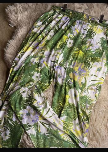 Pantalon fluide vert blanc à motif fleurs feuilles Influx Taille XL / 42