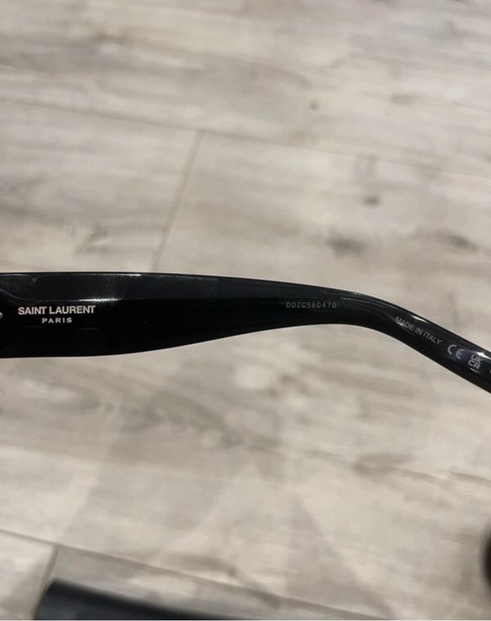 Lunettes de soleil Saint Laurent neuves - photo numéro 5