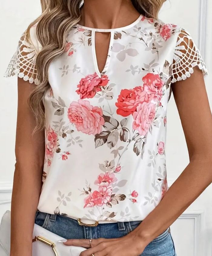 Blouse fleurie taille 44 46