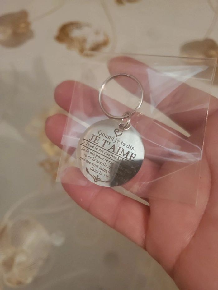 1 porte clé je t'aime - photo numéro 3