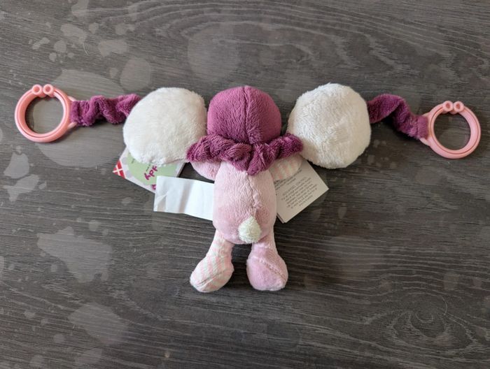 Doudou pingouin neuf à suspendre - photo numéro 4