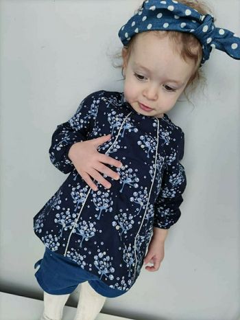 23 24 mois 2 ans ensemble blouse et short ( sans bandeau)
