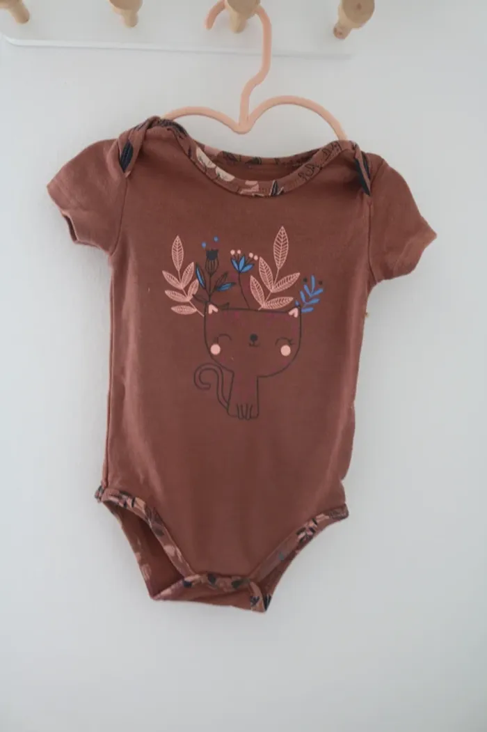 Lot bodies été fille 12 mois - photo numéro 2