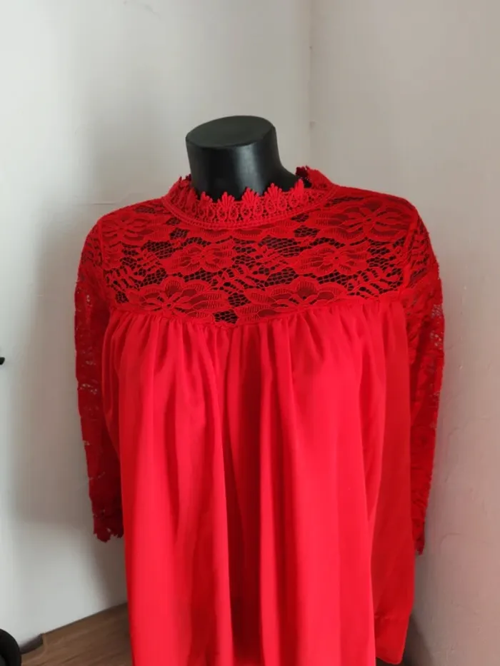 Blouse effet dentelle taille 38 - photo numéro 2