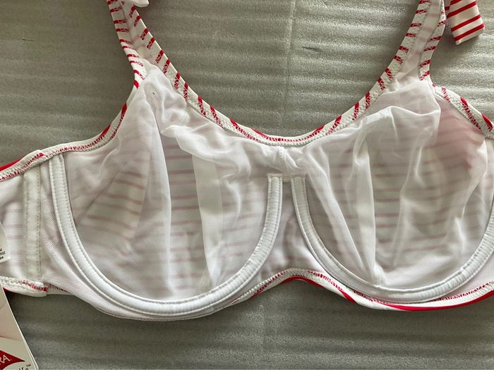 Haut maillot rouge et blanc Freya neuf - photo numéro 8