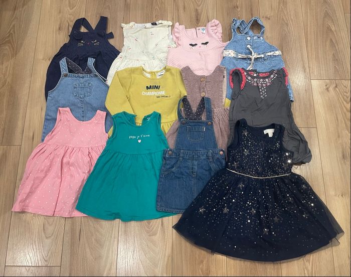 Lot robes 18 mois