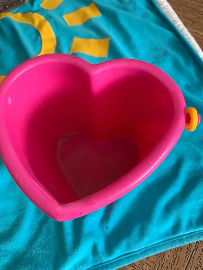 hello kitty seau de plage forme coeur - photo numéro 2