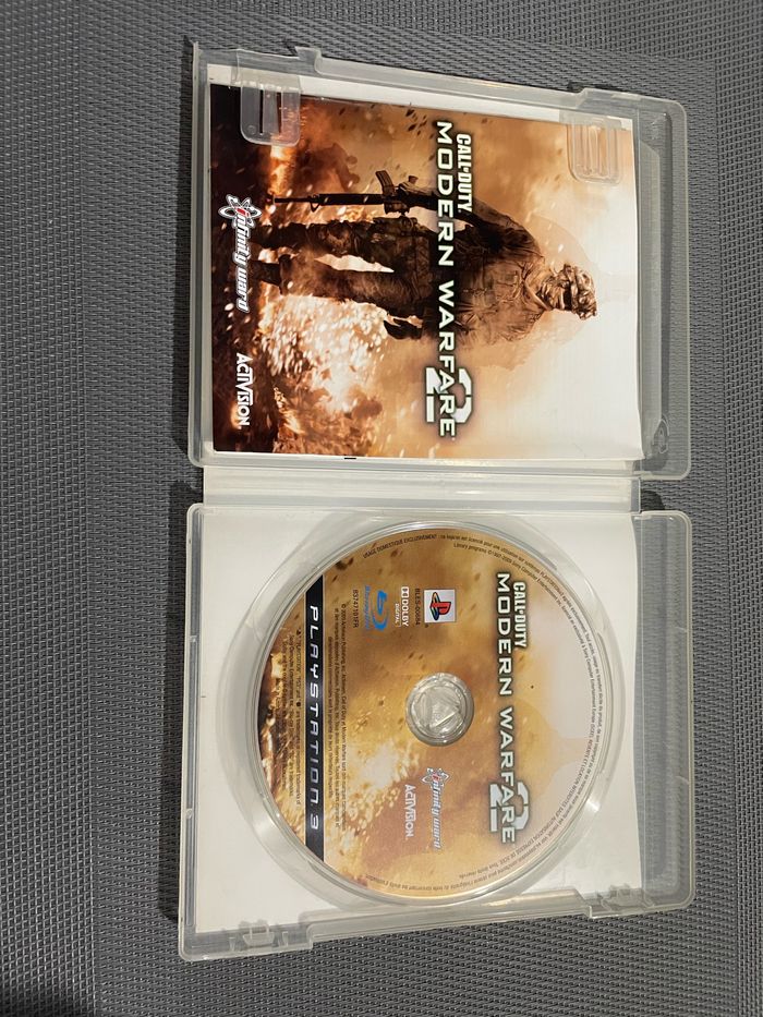Call of Duty Modern Warfare 2 Jeu PS3 FR - photo numéro 2