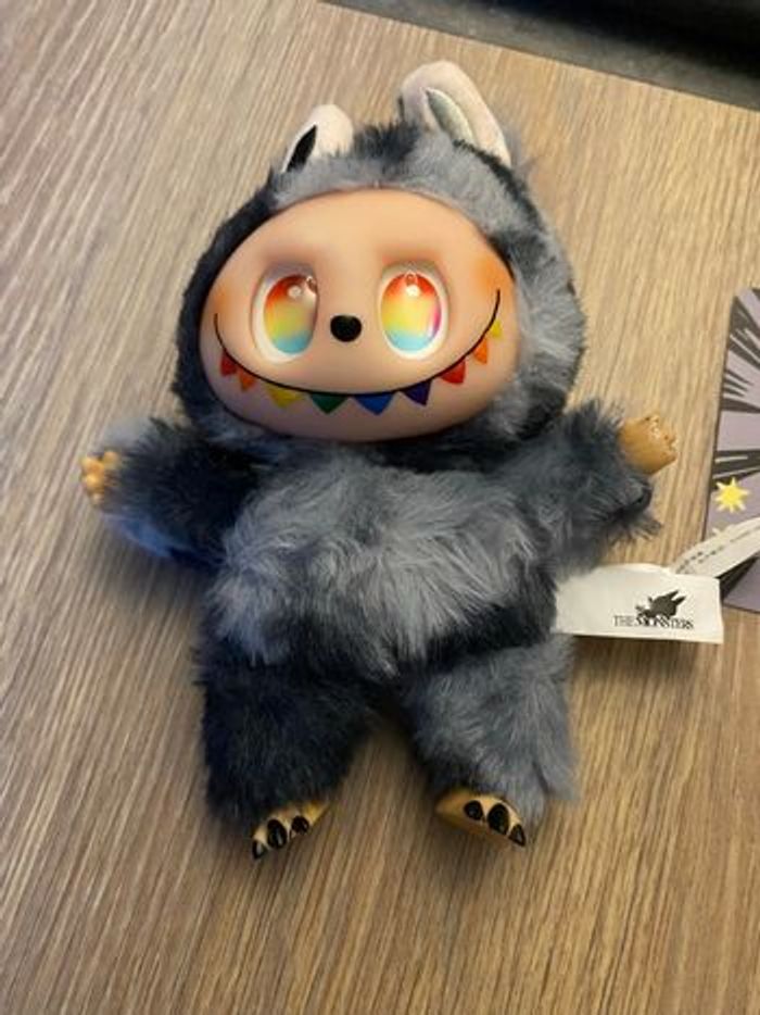 Labubu V3 secret neuf et sous blister - photo numéro 5