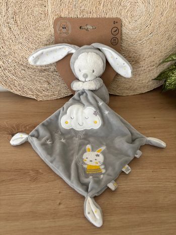 Neuf doudou ours deguise en lapin mouchoir gris Max sax