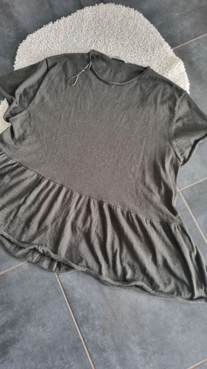 Haut tee shirt Zara kaki souple L maille oversize asymétrique - photo numéro 6
