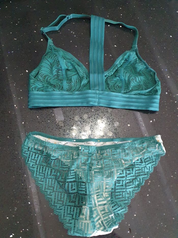Brassiere 90 c - photo numéro 8
