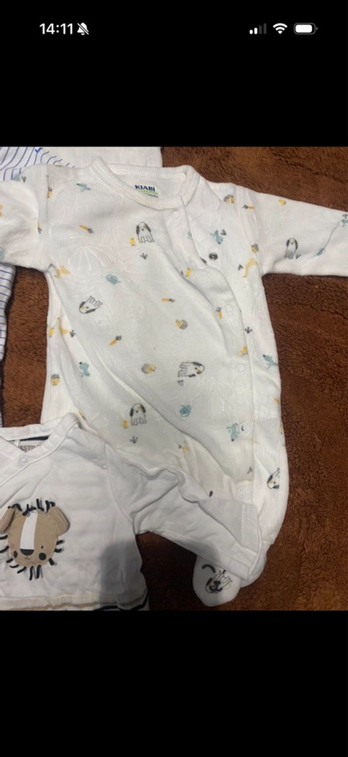 Lot pyjama 1 mois - photo numéro 3