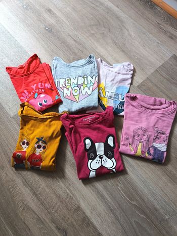Lot de tee shirt manches longues filles taille 6 ans 