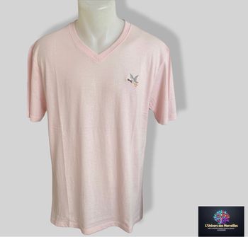 Tee-shirt rose pâle col V chevignon taille L