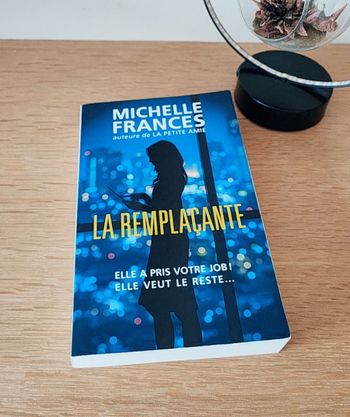 📚 La remplaçante - Michelle Frances 📚