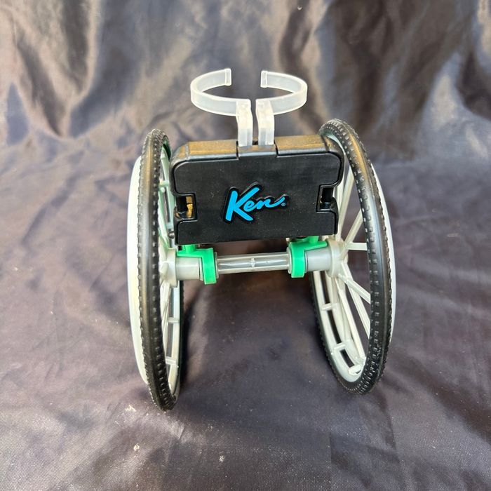 Fauteuil roulant Barbie Ken Mattel - photo numéro 4